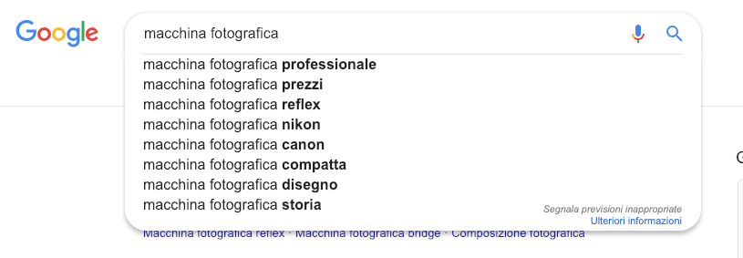 Come utilizzare il form di ricerca di Google per trovare keyword correlatte